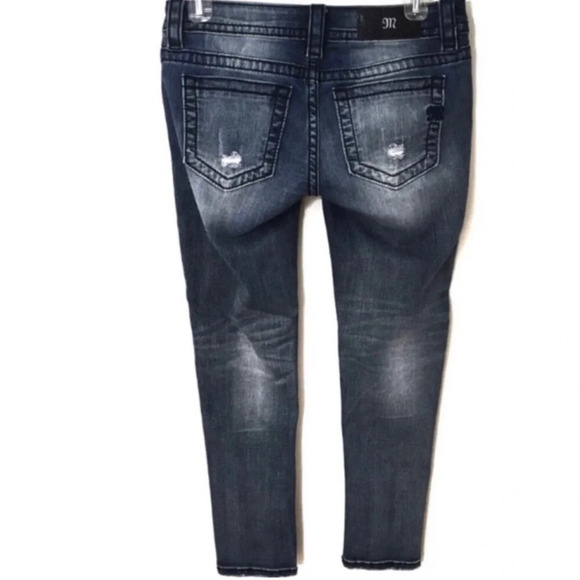 LAST CALL Miss Me Signature Ankle Skinny Jeans Women’s Size 26 Blue Embroidered - Picture 2 of 14